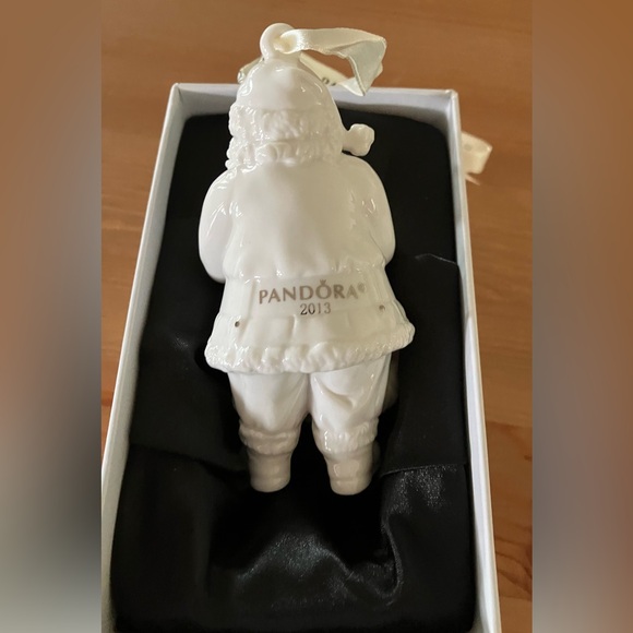 Pandora 2013 Santa Claus Porcelain Holiday Christmas Ornament Limited Edition - Picture 3 of 8